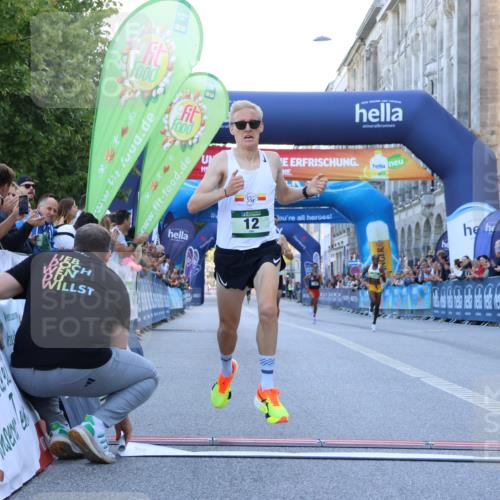 01.09.2024 - BARMER Alsterlauf Strokosch-Dieckow http://msf.ph/oto/6888004 01.09.2024 09:31:23 Ziel 4, 12, 16, 21, 8078 meine-sportfotos.de