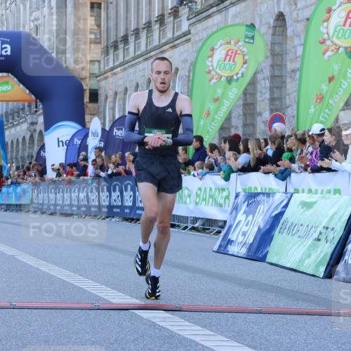 01.09.2024 - BARMER Alsterlauf Strokosch-Dieckow http://msf.ph/oto/6888050 01.09.2024 09:32:33 Ziel 15, 17, 33, 5048 meine-sportfotos.de
