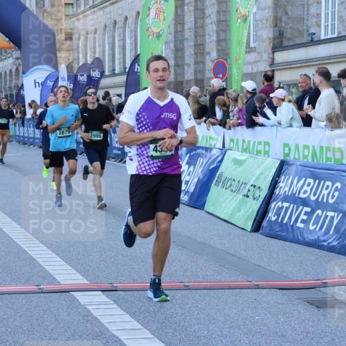 01.09.2024 - BARMER Alsterlauf Strokosch-Dieckow http://msf.ph/oto/6888081 01.09.2024 09:48:33 Ziel 2623, 2773, 2879, 2986, 3462, 4356, 4438, 4560, 4709, 4874, 4920, 5083, 5088, 5161, 5175 meine-sportfotos.de