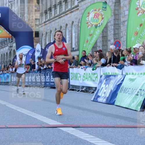 01.09.2024 - BARMER Alsterlauf Strokosch-Dieckow http://msf.ph/oto/6888082 01.09.2024 09:32:47 Ziel 9, 4884 meine-sportfotos.de