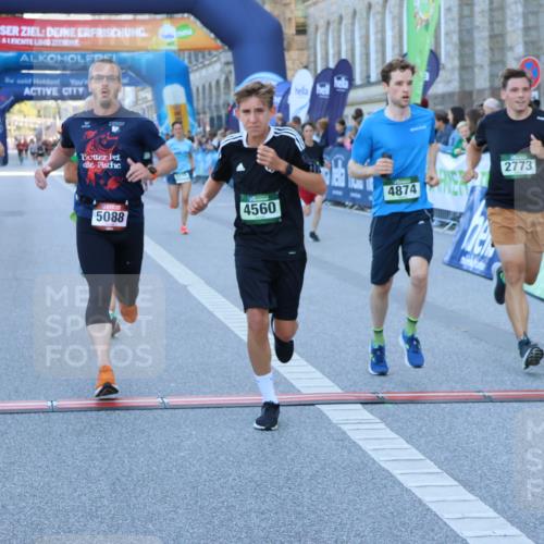 01.09.2024 - BARMER Alsterlauf Strokosch-Dieckow http://msf.ph/oto/6888100 01.09.2024 09:48:38 Ziel 2623, 2773, 2879, 2986, 3787, 3931, 3971, 4001, 4438, 4560, 4709, 4874, 5083, 5088, 5161, 5175 meine-sportfotos.de