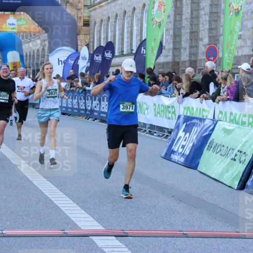01.09.2024 - BARMER Alsterlauf Strokosch-Dieckow http://msf.ph/oto/6888108 01.09.2024 09:48:45 Ziel 2623, 3198, 3322, 3560, 3583, 3787, 3931, 3971, 4001 meine-sportfotos.de