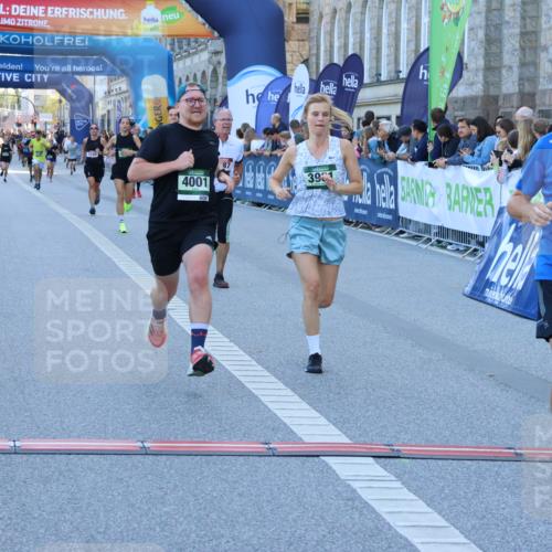 01.09.2024 - BARMER Alsterlauf Strokosch-Dieckow http://msf.ph/oto/6888111 01.09.2024 09:48:46 Ziel 3198, 3322, 3560, 3583, 3787, 3931, 3971, 4001 meine-sportfotos.de