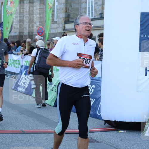 01.09.2024 - BARMER Alsterlauf Strokosch-Dieckow http://msf.ph/oto/6888128 01.09.2024 09:48:50 Ziel 2207, 3198, 3322, 3473, 3560, 3583, 3787, 3931, 5168 meine-sportfotos.de