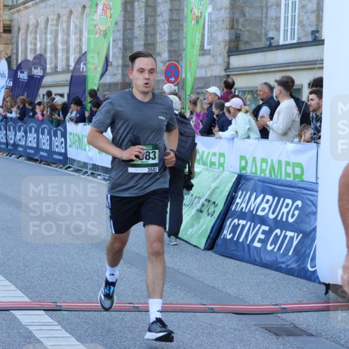 01.09.2024 - BARMER Alsterlauf Strokosch-Dieckow http://msf.ph/oto/6888129 01.09.2024 09:48:50 Ziel 2207, 3198, 3322, 3473, 3560, 3583, 3787, 3931, 5168 meine-sportfotos.de