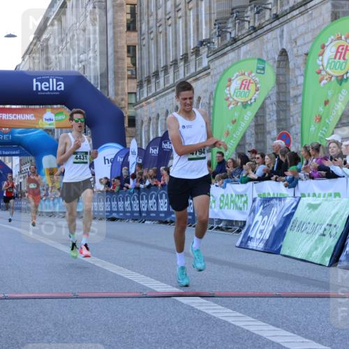 01.09.2024 - BARMER Alsterlauf Strokosch-Dieckow http://msf.ph/oto/6888155 01.09.2024 09:33:54 Ziel 3175, 3483, 4431, 4794, 4808, 4974 meine-sportfotos.de