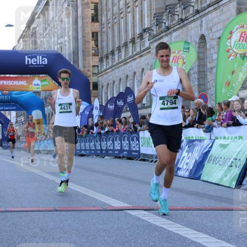 01.09.2024 - BARMER Alsterlauf Strokosch-Dieckow http://msf.ph/oto/6888157 01.09.2024 09:33:55 Ziel 3175, 3483, 4431, 4794, 4808, 4974 meine-sportfotos.de