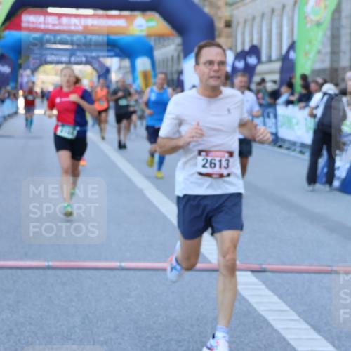 01.09.2024 - BARMER Alsterlauf Strokosch-Dieckow http://msf.ph/oto/6888186 01.09.2024 09:49:09 Ziel 2613, 3629, 3640, 3810, 4119, 4370, 4374, 4415, 4416, 4545, 4595, 4622, 4861, 4935, 5015, 8040, 8169, 8205, 8250, 8306 meine-sportfotos.de
