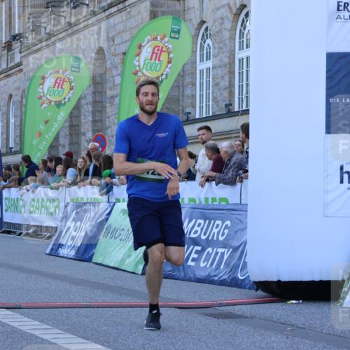 01.09.2024 - BARMER Alsterlauf Strokosch-Dieckow http://msf.ph/oto/6888192 01.09.2024 09:34:21 Ziel 23, 38, 3693, 8123 meine-sportfotos.de