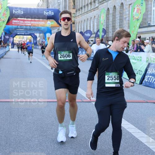 01.09.2024 - BARMER Alsterlauf Strokosch-Dieckow http://msf.ph/oto/6888234 01.09.2024 09:49:33 Ziel 2028, 2187, 2558, 2606, 4126, 4224, 4235, 4259, 4561, 4681, 4790, 4847, 5039, 5137, 8307, 8316 meine-sportfotos.de