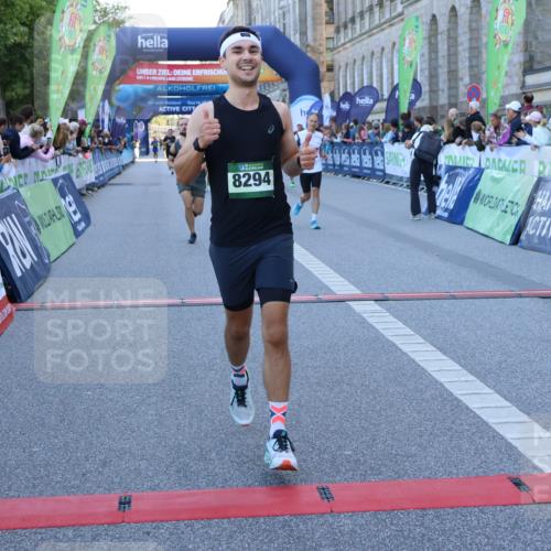 01.09.2024 - BARMER Alsterlauf Strokosch-Dieckow http://msf.ph/oto/6888255 01.09.2024 09:49:46 Ziel 2281, 2466, 2564, 3447, 3892, 4153, 4224, 4316, 4832, 8031, 8107, 8294 meine-sportfotos.de