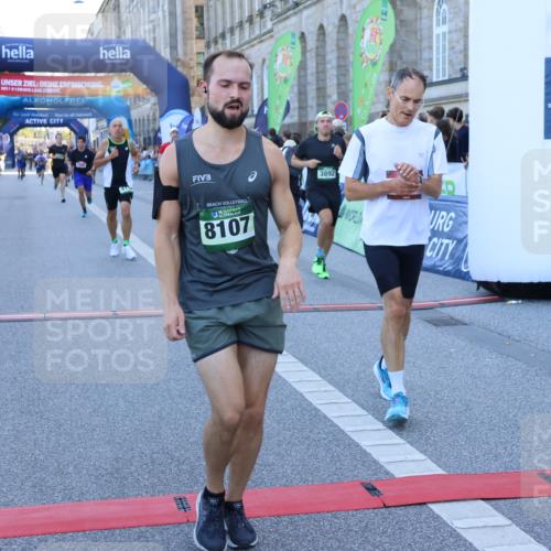 01.09.2024 - BARMER Alsterlauf Strokosch-Dieckow http://msf.ph/oto/6888269 01.09.2024 09:49:49 Ziel 2216, 2281, 2466, 2564, 3447, 3892, 4153, 4316, 4355, 4832, 8031, 8107 meine-sportfotos.de