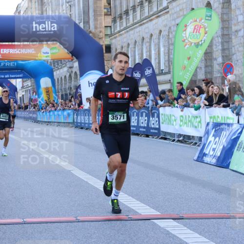 01.09.2024 - BARMER Alsterlauf Strokosch-Dieckow http://msf.ph/oto/6888288 01.09.2024 09:35:40 Ziel 2524, 3180, 3571, 3683, 4752, 8379 meine-sportfotos.de