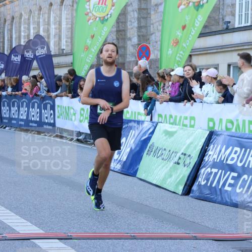01.09.2024 - BARMER Alsterlauf Strokosch-Dieckow http://msf.ph/oto/6888344 01.09.2024 09:36:14 Ziel 2527, 8023, 8382 meine-sportfotos.de