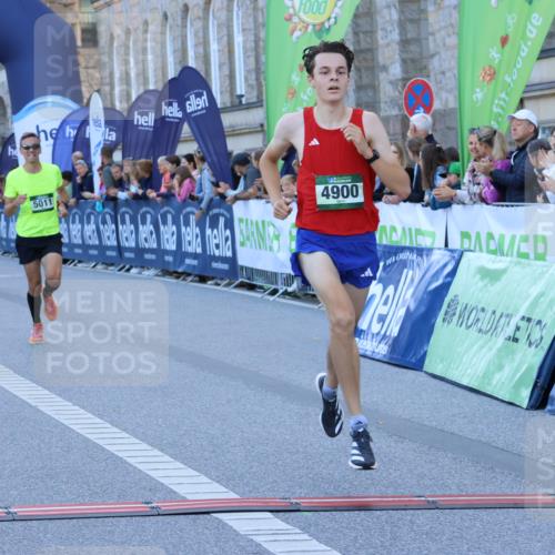01.09.2024 - BARMER Alsterlauf Strokosch-Dieckow http://msf.ph/oto/6888383 01.09.2024 09:36:30 Ziel 30, 2212, 2483, 3251, 4455, 4886, 4900, 5011 meine-sportfotos.de