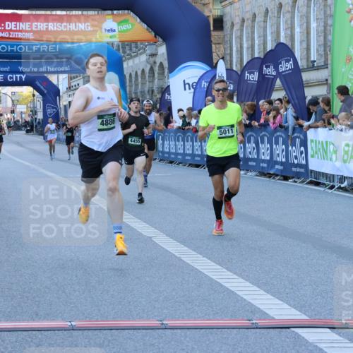01.09.2024 - BARMER Alsterlauf Strokosch-Dieckow http://msf.ph/oto/6888385 01.09.2024 09:36:31 Ziel 30, 2212, 2483, 3251, 4455, 4886, 4900, 5011 meine-sportfotos.de
