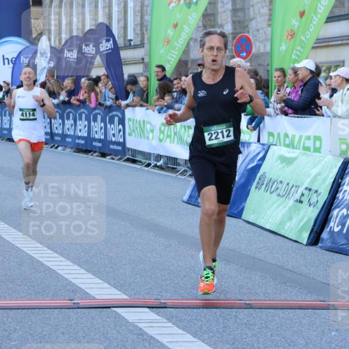 01.09.2024 - BARMER Alsterlauf Strokosch-Dieckow http://msf.ph/oto/6888397 01.09.2024 09:36:40 Ziel 2212, 3251, 4114, 8047 meine-sportfotos.de
