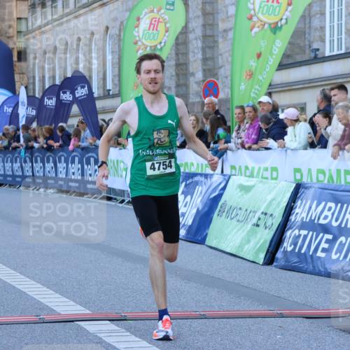 01.09.2024 - BARMER Alsterlauf Strokosch-Dieckow http://msf.ph/oto/6888416 01.09.2024 09:37:02 Ziel 36, 4754, 4885, 5269, 5270 meine-sportfotos.de