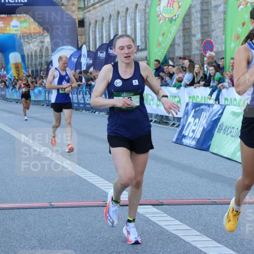 01.09.2024 - BARMER Alsterlauf Strokosch-Dieckow http://msf.ph/oto/6888429 01.09.2024 09:37:10 Ziel 36, 37, 3768, 4885, 5269, 5270 meine-sportfotos.de