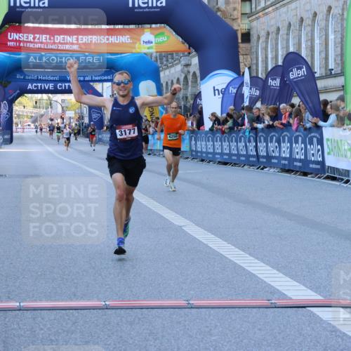 01.09.2024 - BARMER Alsterlauf Strokosch-Dieckow http://msf.ph/oto/6888478 01.09.2024 09:37:41 Ziel 3095, 3177, 4250, 4792 meine-sportfotos.de