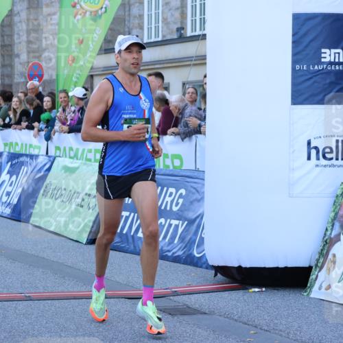 01.09.2024 - BARMER Alsterlauf Strokosch-Dieckow http://msf.ph/oto/6888563 01.09.2024 09:38:20 Ziel 2521, 2894, 3569, 4699, 5259, 8232 meine-sportfotos.de