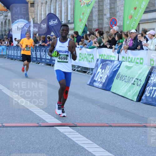 01.09.2024 - BARMER Alsterlauf Strokosch-Dieckow http://msf.ph/oto/6888585 01.09.2024 09:38:30 Ziel 2521, 3569, 3932, 4434, 4699, 4816, 4879, 5259 meine-sportfotos.de