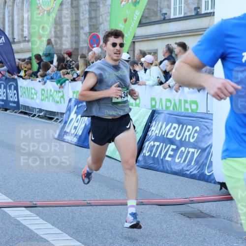 01.09.2024 - BARMER Alsterlauf Strokosch-Dieckow http://msf.ph/oto/6888613 01.09.2024 09:38:41 Ziel 2125, 3932, 4434, 8177 meine-sportfotos.de