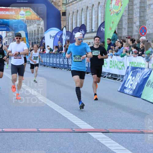 01.09.2024 - BARMER Alsterlauf Strokosch-Dieckow http://msf.ph/oto/6888664 01.09.2024 09:39:07 Ziel 3286, 3585, 3604, 3701, 4420, 4525, 4849, 4955, 5017, 5044, 8329, 8331, 8360, 8380 meine-sportfotos.de