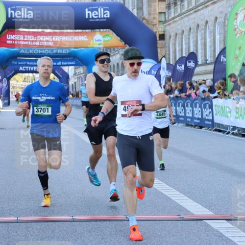 01.09.2024 - BARMER Alsterlauf Strokosch-Dieckow http://msf.ph/oto/6888671 01.09.2024 09:39:08 Ziel 3286, 3585, 3604, 3701, 4420, 4849, 4955, 8329, 8331, 8360, 8380 meine-sportfotos.de
