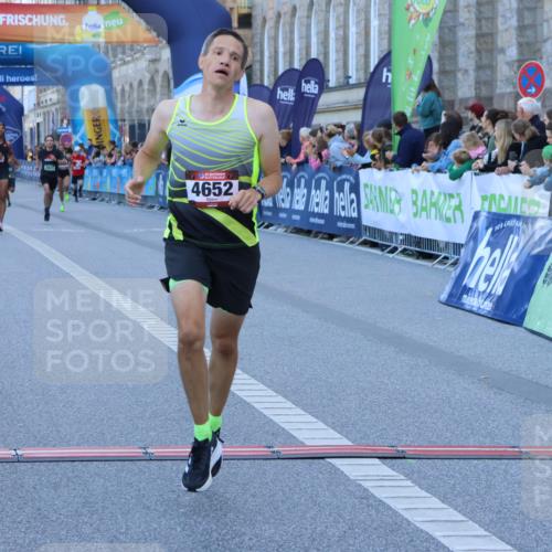 01.09.2024 - BARMER Alsterlauf Strokosch-Dieckow http://msf.ph/oto/6888705 01.09.2024 09:39:24 Ziel 2522, 3488, 3921, 3973, 4580, 4652, 5045, 8196 meine-sportfotos.de