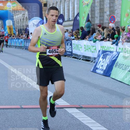 01.09.2024 - BARMER Alsterlauf Strokosch-Dieckow http://msf.ph/oto/6888707 01.09.2024 09:39:24 Ziel 2522, 3488, 3921, 3973, 4580, 4652, 5045, 8196 meine-sportfotos.de