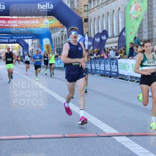 01.09.2024 - BARMER Alsterlauf Strokosch-Dieckow http://msf.ph/oto/6888722 01.09.2024 09:39:34 Ziel 1101, 2151, 2262, 3827, 4283, 4388, 4574, 4837, 5045, 8196, 8385 meine-sportfotos.de