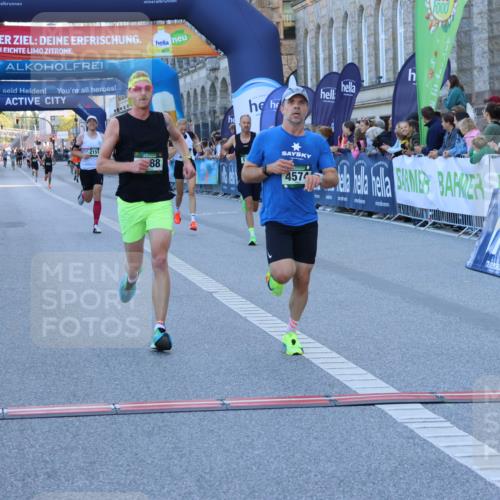 01.09.2024 - BARMER Alsterlauf Strokosch-Dieckow http://msf.ph/oto/6888728 01.09.2024 09:39:37 Ziel 1101, 2151, 2262, 3827, 4283, 4388, 4574, 4837, 5045, 8196, 8385 meine-sportfotos.de