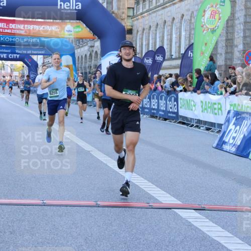 01.09.2024 - BARMER Alsterlauf Strokosch-Dieckow http://msf.ph/oto/6888789 01.09.2024 09:40:14 Ziel 2283, 2462, 3469, 4156, 4270, 4659, 4795, 4873, 5255, 8257, 8368 meine-sportfotos.de