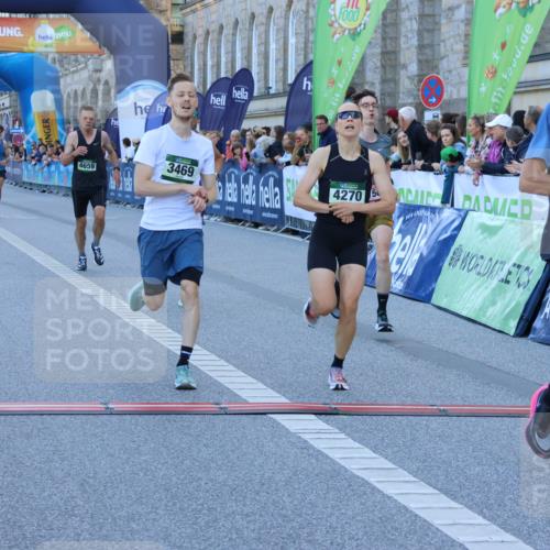 01.09.2024 - BARMER Alsterlauf Strokosch-Dieckow http://msf.ph/oto/6888800 01.09.2024 09:40:17 Ziel 2283, 2462, 3469, 4156, 4270, 4659, 4873, 5255, 8368 meine-sportfotos.de