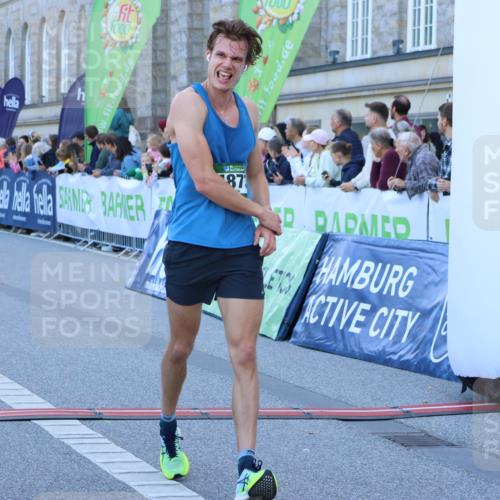01.09.2024 - BARMER Alsterlauf Strokosch-Dieckow http://msf.ph/oto/6888821 01.09.2024 09:40:26 Ziel 3042, 4275, 4787, 4860, 4873, 4978 meine-sportfotos.de
