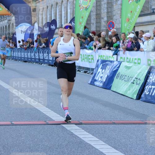 01.09.2024 - BARMER Alsterlauf Strokosch-Dieckow http://msf.ph/oto/6888827 01.09.2024 09:40:29 Ziel 3042, 4275, 4787, 4860, 4978 meine-sportfotos.de