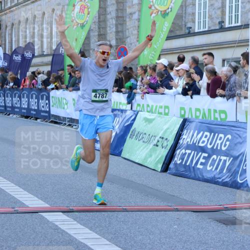 01.09.2024 - BARMER Alsterlauf Strokosch-Dieckow http://msf.ph/oto/6888837 01.09.2024 09:40:34 Ziel 4275, 4787, 4978 meine-sportfotos.de