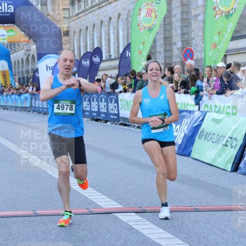 01.09.2024 - BARMER Alsterlauf Strokosch-Dieckow http://msf.ph/oto/6888849 01.09.2024 09:40:36 Ziel 4275, 4787, 4978 meine-sportfotos.de