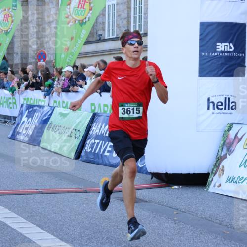 01.09.2024 - BARMER Alsterlauf Strokosch-Dieckow http://msf.ph/oto/6888913 01.09.2024 09:41:04 Ziel 3615, 4521, 4797, 4805, 5046, 5170, 8276 meine-sportfotos.de
