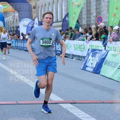 01.09.2024 - BARMER Alsterlauf Strokosch-Dieckow http://msf.ph/oto/6888962 01.09.2024 09:41:24 Ziel 2107, 3400, 3802, 3881, 4136, 4615 meine-sportfotos.de