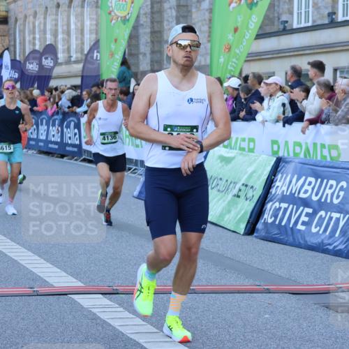 01.09.2024 - BARMER Alsterlauf Strokosch-Dieckow http://msf.ph/oto/6888969 01.09.2024 09:41:29 Ziel 3400, 3881, 4136, 4529, 4615, 4845, 8376 meine-sportfotos.de