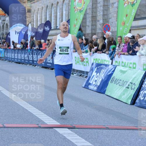 01.09.2024 - BARMER Alsterlauf Strokosch-Dieckow http://msf.ph/oto/6888985 01.09.2024 09:41:35 Ziel 3074, 3881, 4529, 4845, 5041, 8213, 8376 meine-sportfotos.de