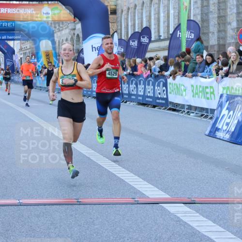 01.09.2024 - BARMER Alsterlauf Strokosch-Dieckow http://msf.ph/oto/6888994 01.09.2024 09:41:38 Ziel 2627, 3074, 4529, 4845, 5041, 8213, 8376 meine-sportfotos.de
