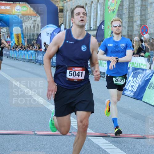 01.09.2024 - BARMER Alsterlauf Strokosch-Dieckow http://msf.ph/oto/6889024 01.09.2024 09:41:46 Ziel 2627, 3074, 3372, 5041, 8189, 8213 meine-sportfotos.de