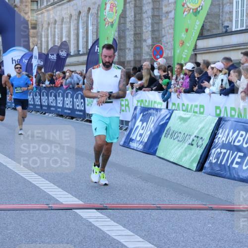 01.09.2024 - BARMER Alsterlauf Strokosch-Dieckow http://msf.ph/oto/6889035 01.09.2024 09:41:56 Ziel 2130, 3041, 3372, 4418, 4424, 4511, 4943, 5052, 8030, 8139 meine-sportfotos.de