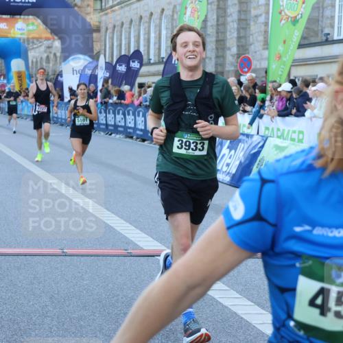 01.09.2024 - BARMER Alsterlauf Strokosch-Dieckow http://msf.ph/oto/6889086 01.09.2024 09:42:15 Ziel 2727, 3933, 4571, 4593, 4964, 5101, 5306 meine-sportfotos.de