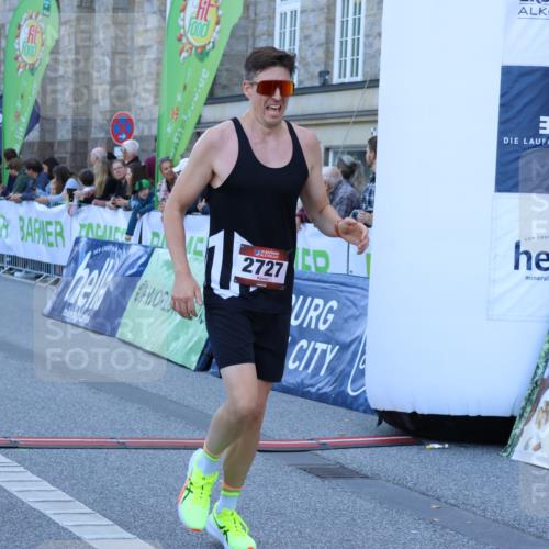 01.09.2024 - BARMER Alsterlauf Strokosch-Dieckow http://msf.ph/oto/6889100 01.09.2024 09:42:19 Ziel 2727, 4571, 4829, 4964, 5101, 5149, 5306 meine-sportfotos.de