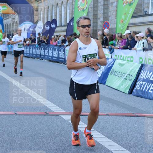 01.09.2024 - BARMER Alsterlauf Strokosch-Dieckow http://msf.ph/oto/6889142 01.09.2024 09:42:38 Ziel 4360, 4762, 4833, 4834, 4857, 8187, 8209, 8220 meine-sportfotos.de