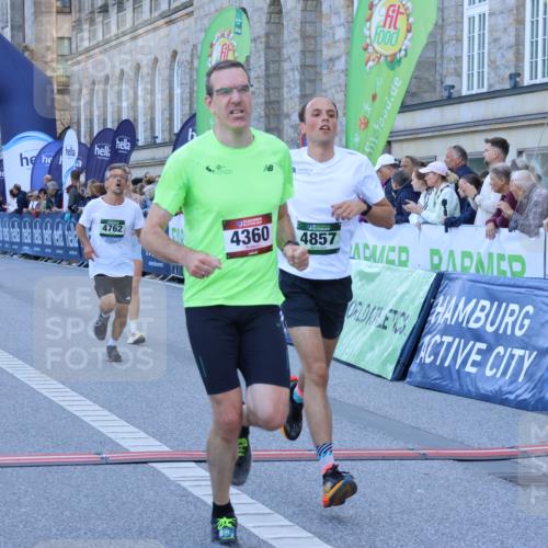 01.09.2024 - BARMER Alsterlauf Strokosch-Dieckow http://msf.ph/oto/6889149 01.09.2024 09:42:41 Ziel 4168, 4360, 4675, 4762, 4834, 4857, 8187, 8217 meine-sportfotos.de